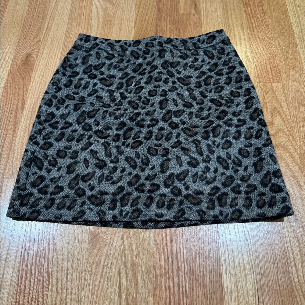Loft animal print petite winter mini skirt size 4P